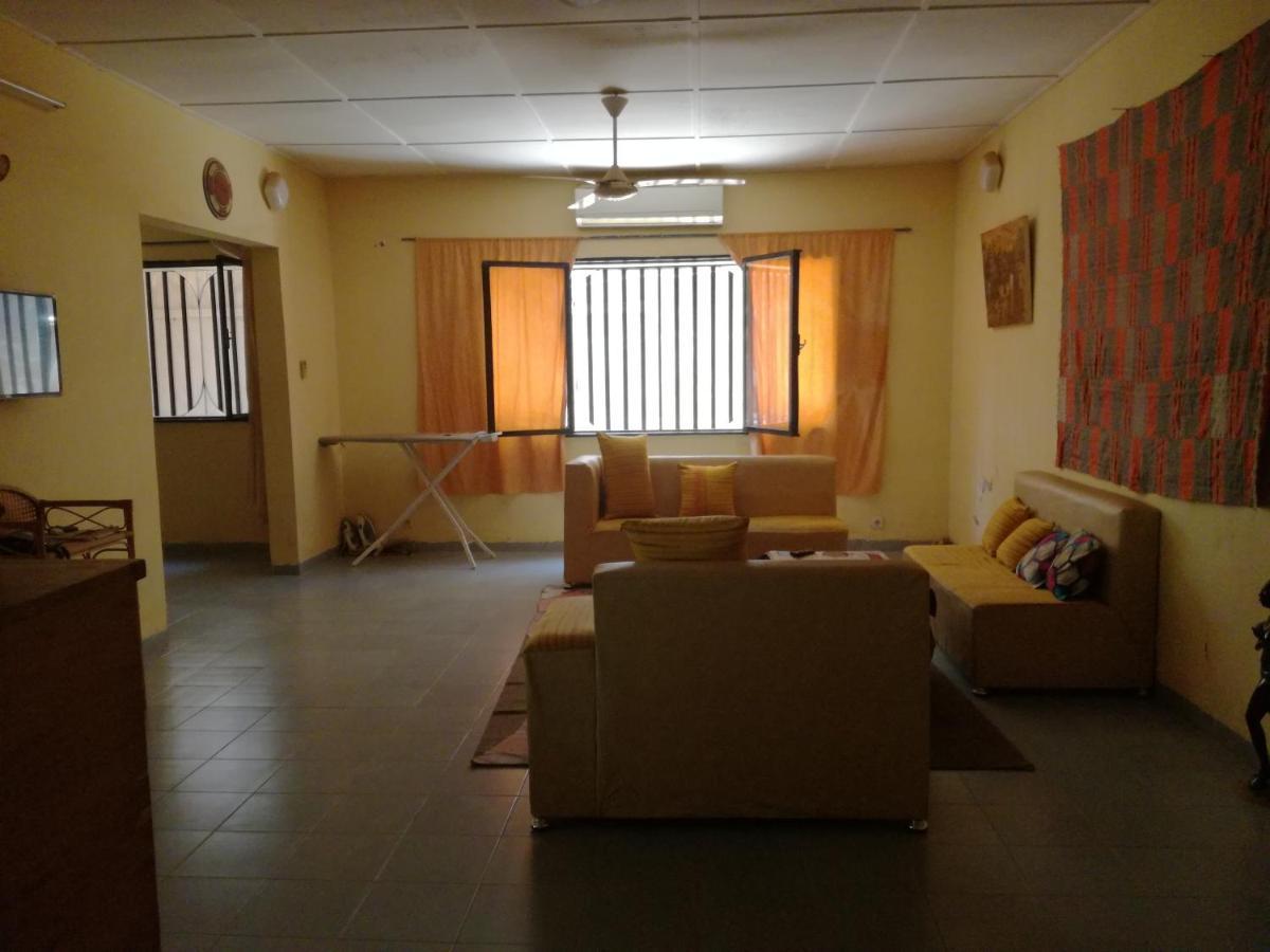 אואגדוגו Villa Tenko מראה חיצוני תמונה